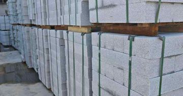 宣城芝麻白路牙石，路侧石