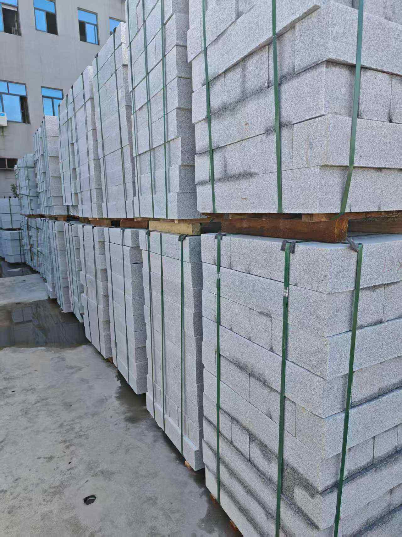 宣城芝麻白路牙石，路侧石